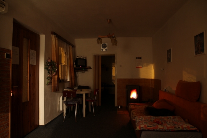 a180d9fb982e3828de1727a6faac53ea.jpg