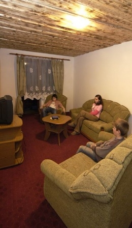 3d728c60b8cea23ea49bdac46d582f7d.jpg