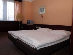 1d9c2c898a2316a626ea29979cad5801.jpg