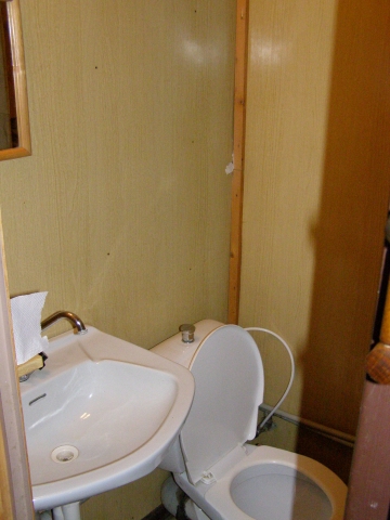 a6aa85c4093d4f14b68552b1fff1244e.jpg