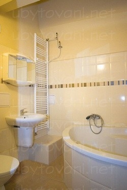 ad57635140ffd090f23dc28ba6eb2787.jpg