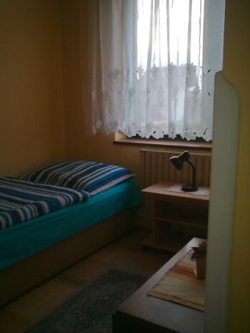 9dcc9d784cae82c742ce2e7d5465bed9.jpg