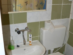 b2a21b691f4f95b9b35dc3bec7baba48.jpg