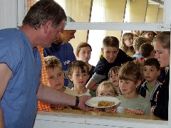 img00018.jpg