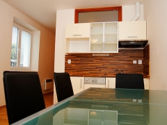 f862ebf6aa0abb3faed657ca73e6e370.jpg