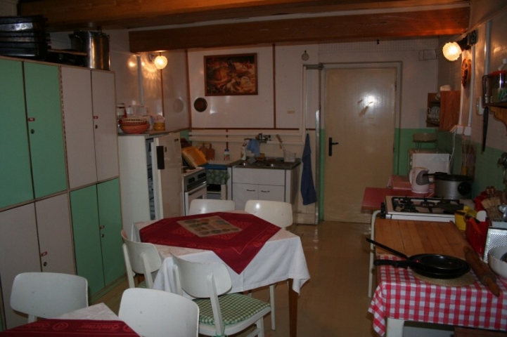 c63d9addaaf705e1af0b4ade59f645ed.jpg