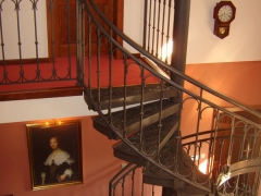 dfb4b3ec80aa501bed413ad54fddf02a.jpg