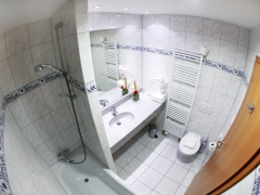 050fa0fb507e306f952396dcb6769ba9.jpg