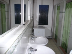 aa6a7c4cdda653ca52eb45553d588dfb.jpg